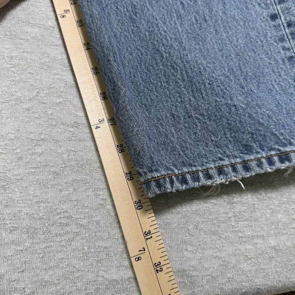 Levi's 501 Original Fit Men Jeans 44x32 Button Fly Straight Leg Light Wash Denim